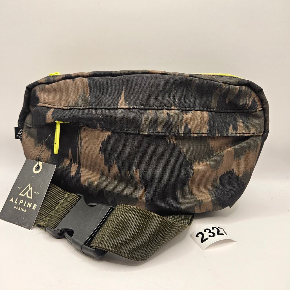 ALPINE DESIGN WOMEN'S CAMO OLIVE PRINT HIPSACK WAIST BAG NWT